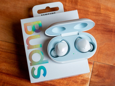 Samsung Galaxy Buds Wireless Headphones: Sound with you